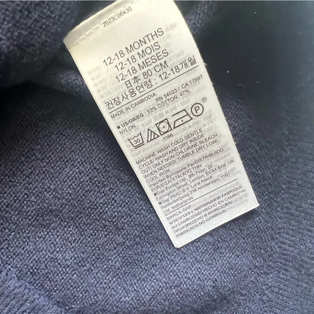 Baby Gap Navy Blue Pullover Sweater with Hood and Long Sleeves Size 12-18 Months